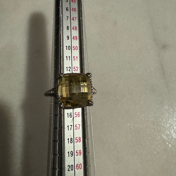 Judith Ripka Canary Crystal and SS size 7 ring - Picture 2 of 5